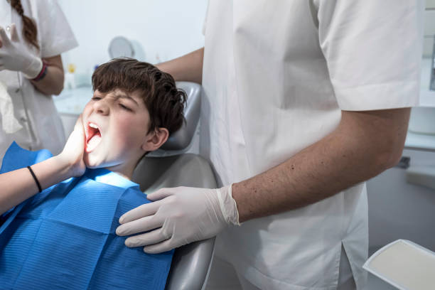 Best Emergency Denture Repair in Southmayd, TX